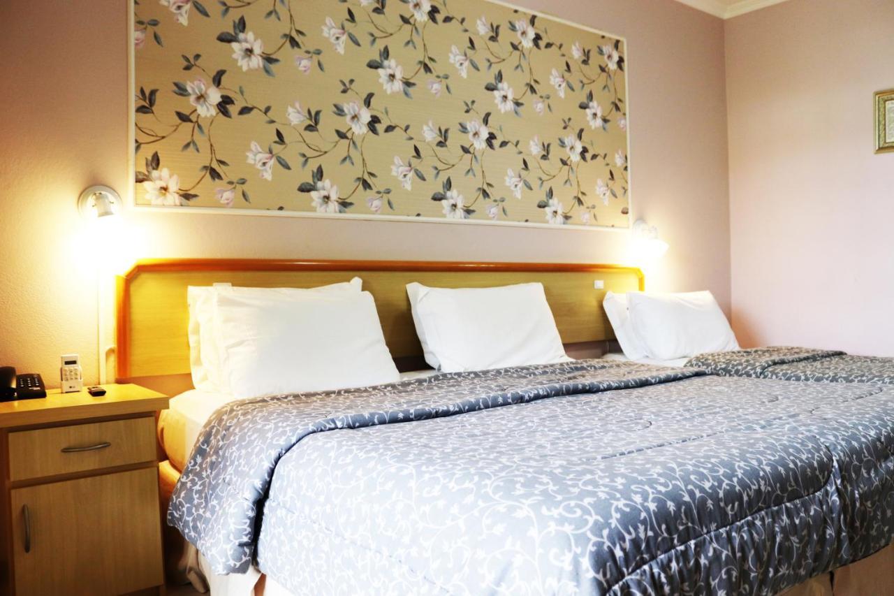 Hotel Do Santuario Nova Trento Ngoại thất bức ảnh